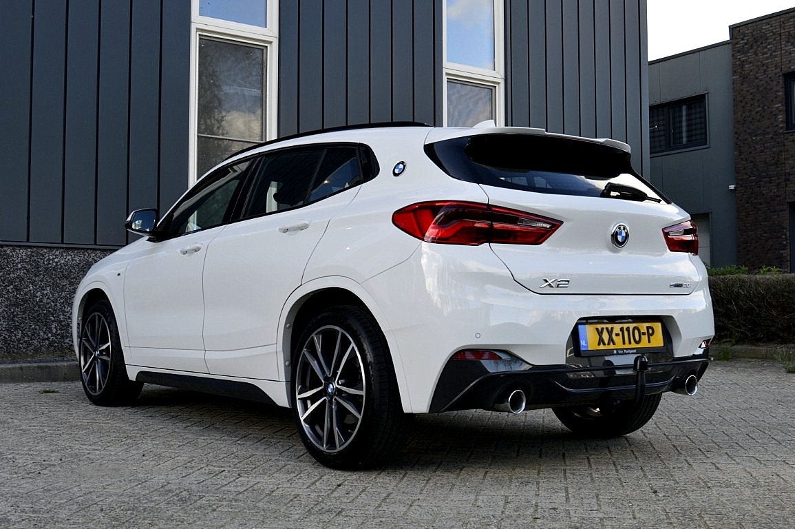 BMW X2 sDrive20i M-Sport Rijklaarprijs-Garantie Panorama dak, Auto's, X2, Euro 6, 1435 kg, Wit