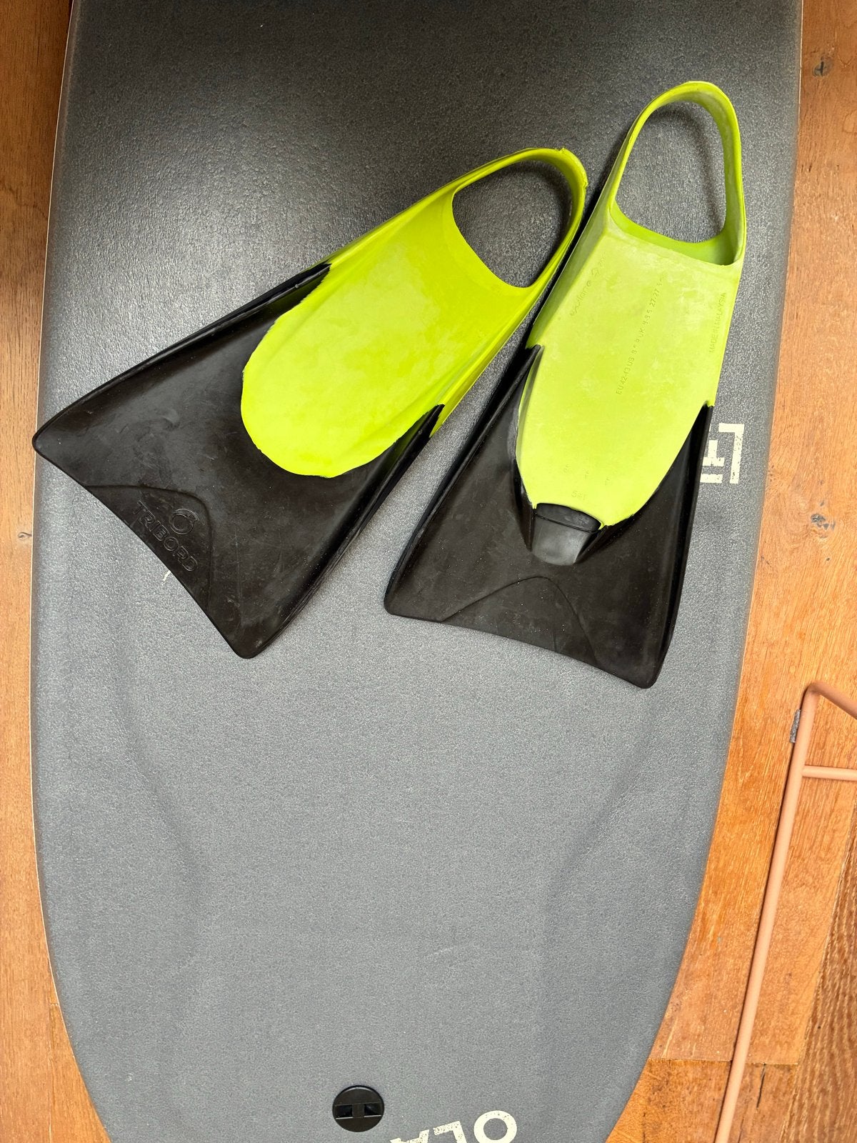 Bodyboard Decathlon Olaian 500 met flippers, Ophalen of Verzenden, Zo goed als nieuw, Overige typen, Met vinnen