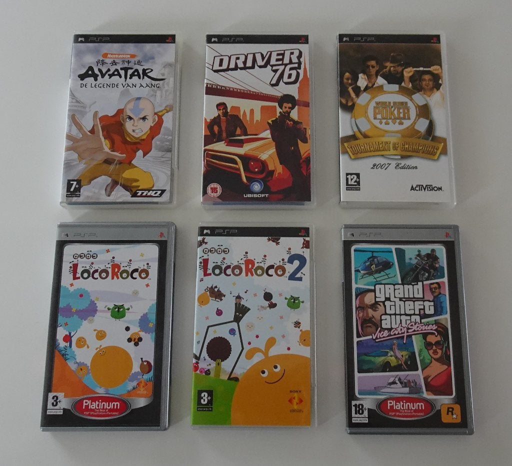6 Lege Doosjes + Handleidingen voor Sony PSP Spellen, Spelcomputers en Games, Games | Sony PlayStation Portable, Ophalen, Overige genres