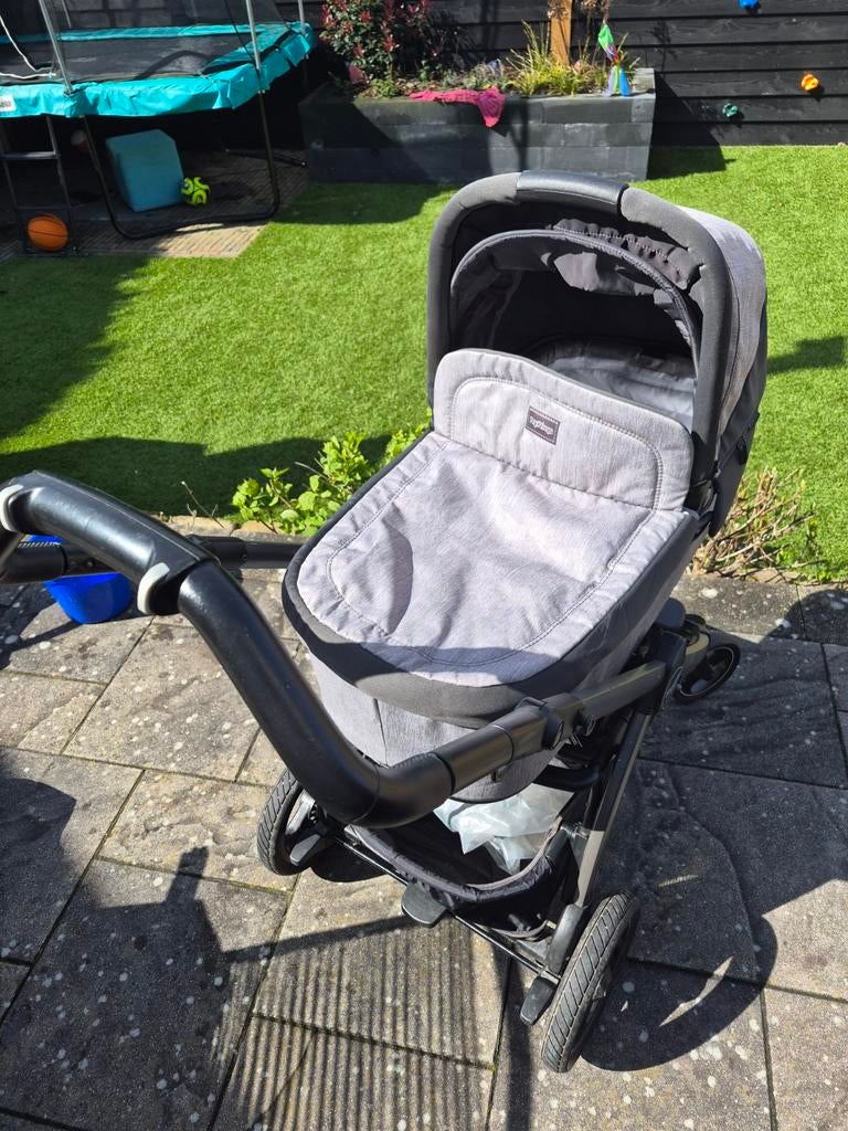 Compacte Peg perego book plus s kinderwagen compleet, Kinderen en Baby's, Kinderwagens en Combinaties, Ophalen, Zo goed als nieuw