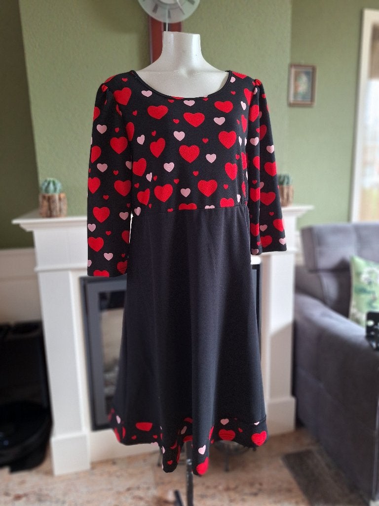 Hartjes jurk nieuw Shein curve XXL A lijn, Verzenden, Zwart, Maat 46/48 (XL) of groter, Nieuw