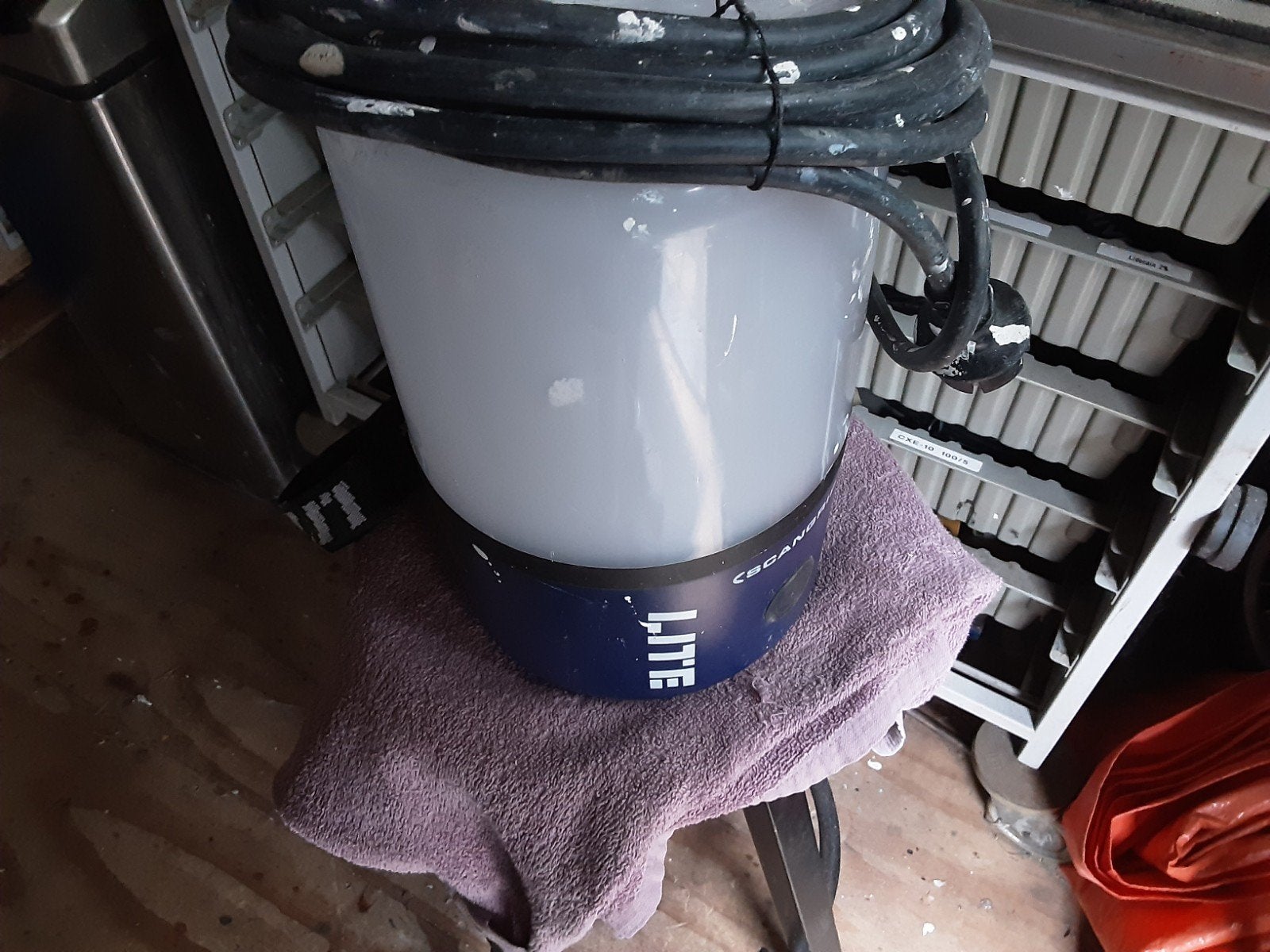 rond stralende lamp, Ophalen, Lamp