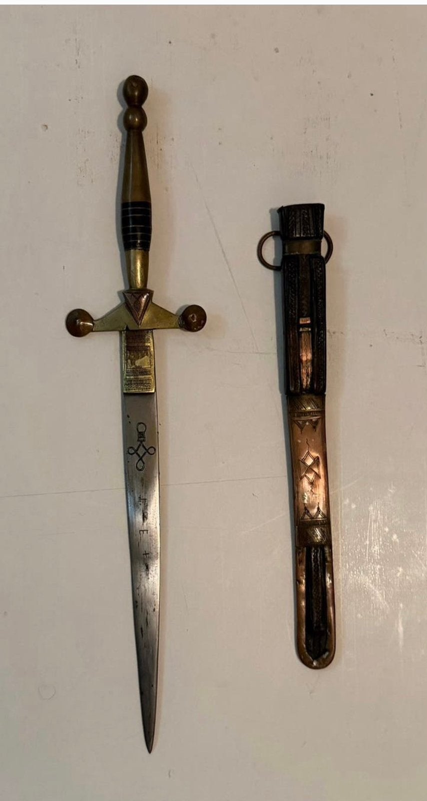 A dagger from the Tuareg/Tile tribe, early 19th century., Ophalen of Verzenden