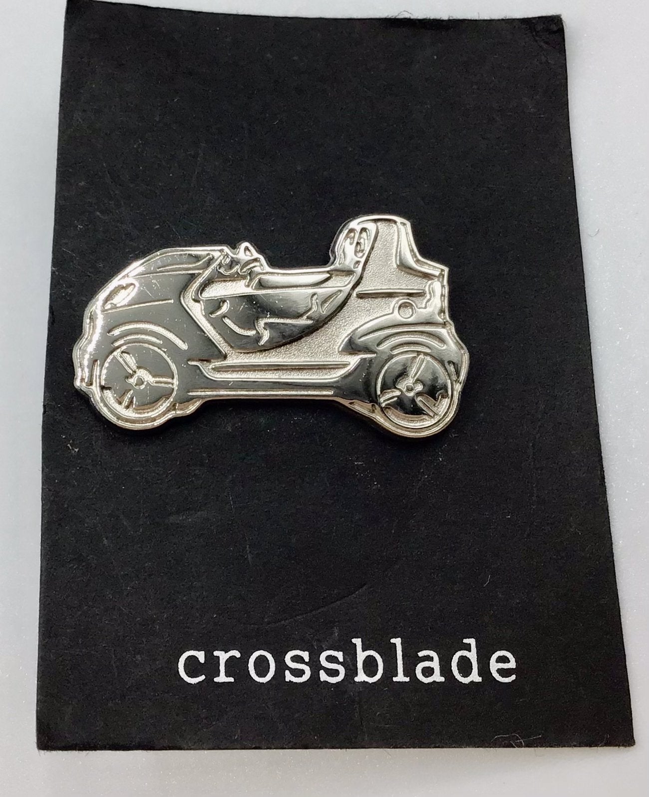 Crossblade Smart pin broche nieuw, Verzamelen, Speldjes, Pins en Buttons, Verzenden, Nieuw, Merk, Speldje of Pin