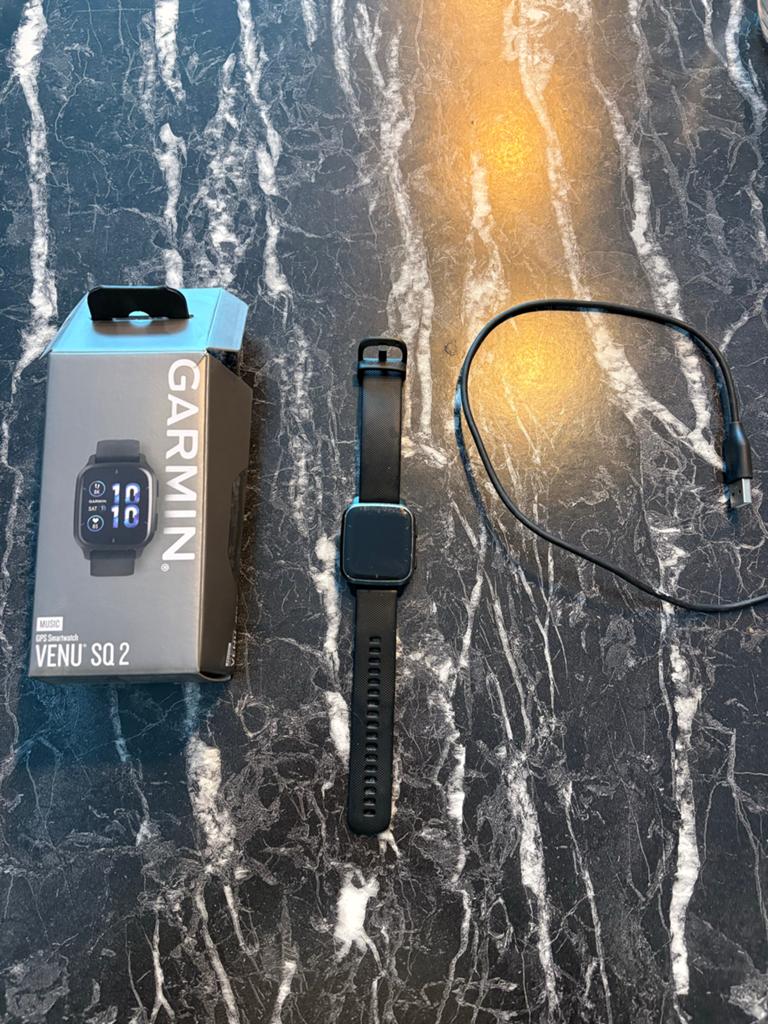 Garmin Venu Sq 2 Music GPS Smartwatch - Zwart, Ophalen, Gebruikt, Zwart, Waterdicht