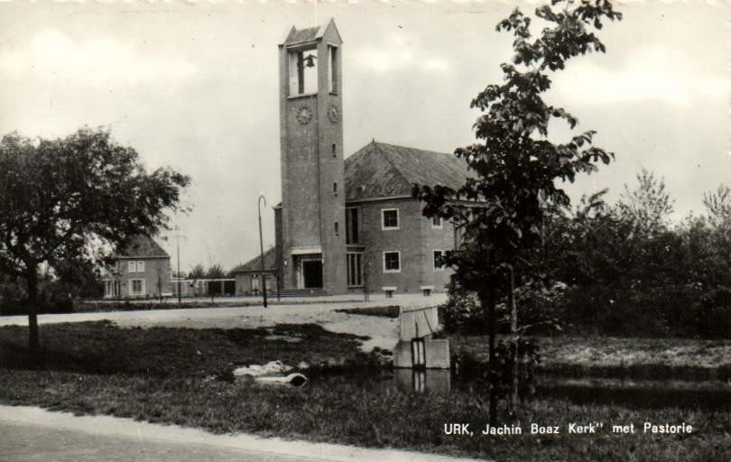 Urk, Jachin Boaz Kerk met Pastorie - Chr Geref Gem - ongelop, Ophalen of Verzenden, 1960 tot 1980, Ongelopen, Flevoland