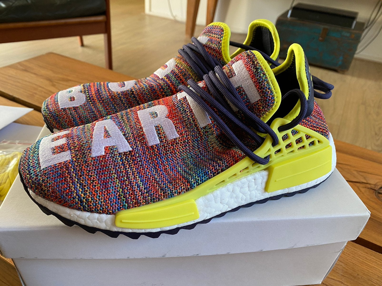 Nieuw Adidas Human Race NMD Multi Color 40 2/3 Patta Parra, Ophalen of Verzenden, Nieuw, Sneakers of Gympen