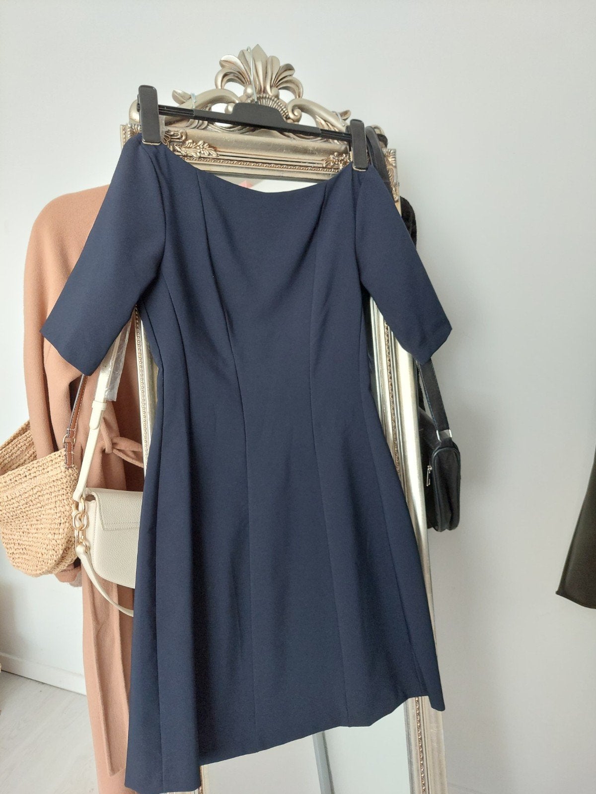 Donna Li marineblauwe jurk maat s 36 mooi detailleerd, Kleding | Dames, Jurken, Zo goed als nieuw, Knielengte, Maat 36 (S), Donna Li