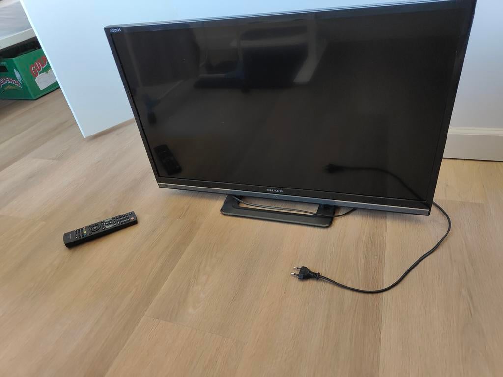 Televisie Sharp Aquos 32-inch LCD TV, Ophalen, Gebruikt, LCD, 80 tot 100 cm
