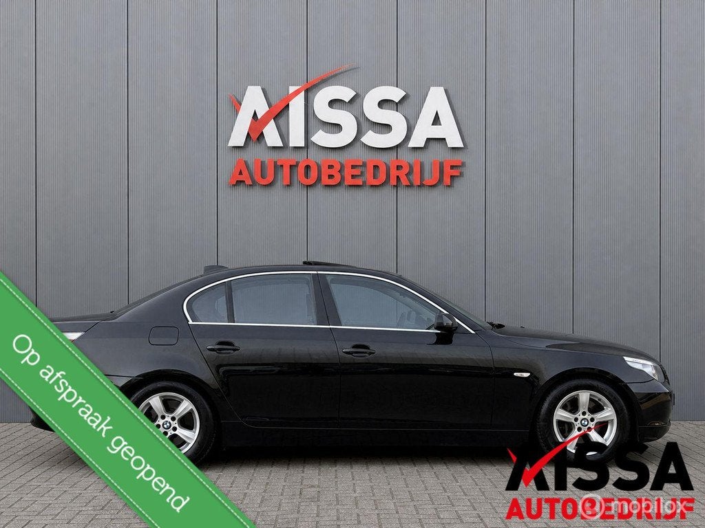 BMW 5-serie 530i Executive LPG G3 AUTOMAAT 1e EIGENAAR AIRCO, Auto's, Automaat, Achterwielaandrijving, Gebruikt, Zwart