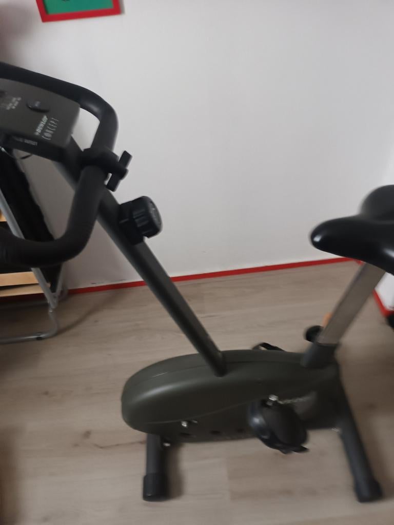 dunlop, Sport en Fitness, Fitnessapparatuur, Ophalen, Zo goed als nieuw, Hometrainer