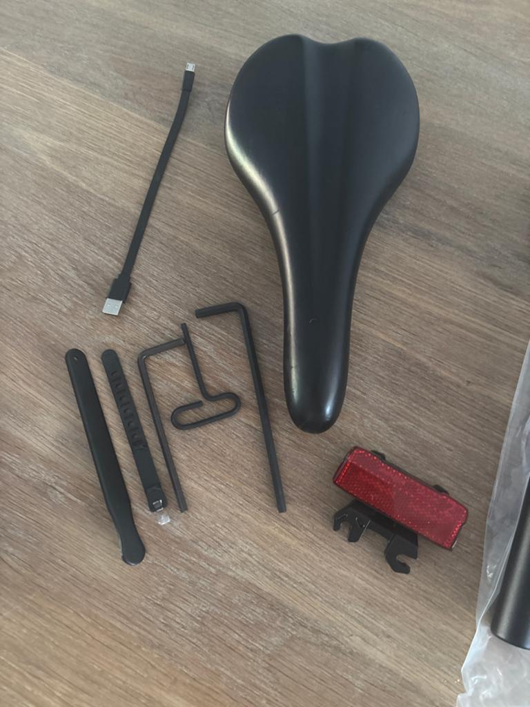 Cowboy C3 zadel, zadelpen en accessoires, Fietsen en Brommers, Zadel, Ophalen, Elektrische fiets, Nieuw