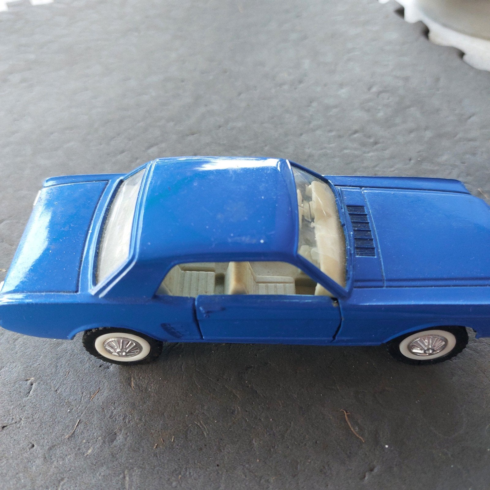 Majorette Mustang 65 S 1/32 - Blauw Diecast Model, Ophalen of Verzenden, Gebruikt, Auto, Overige merken