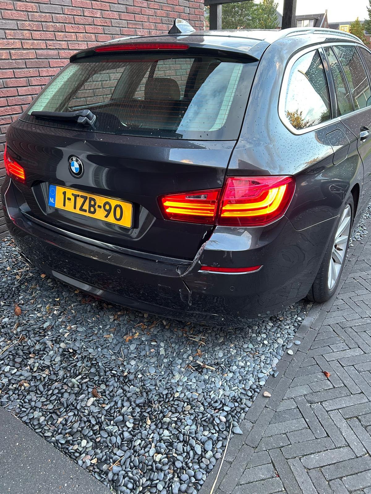 BMW 518d Touring LCI (225pk) | High Executive Luxury, Auto's, Automaat, Achterwielaandrijving, 1995 cc, 2000 kg