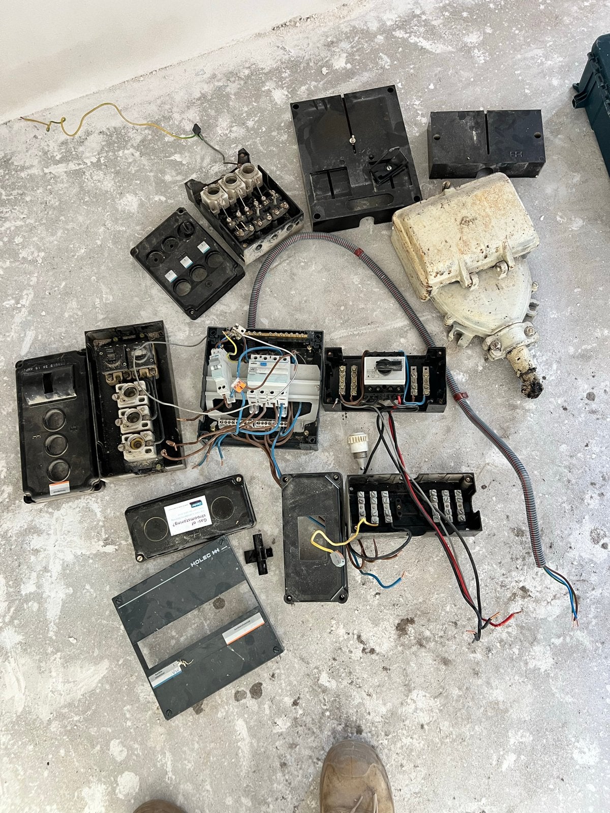 Diverse Meterkast Onderdelen werkend, Doe-het-zelf en Verbouw, Elektra en Kabels, Ophalen, Gebruikt, Overige typen