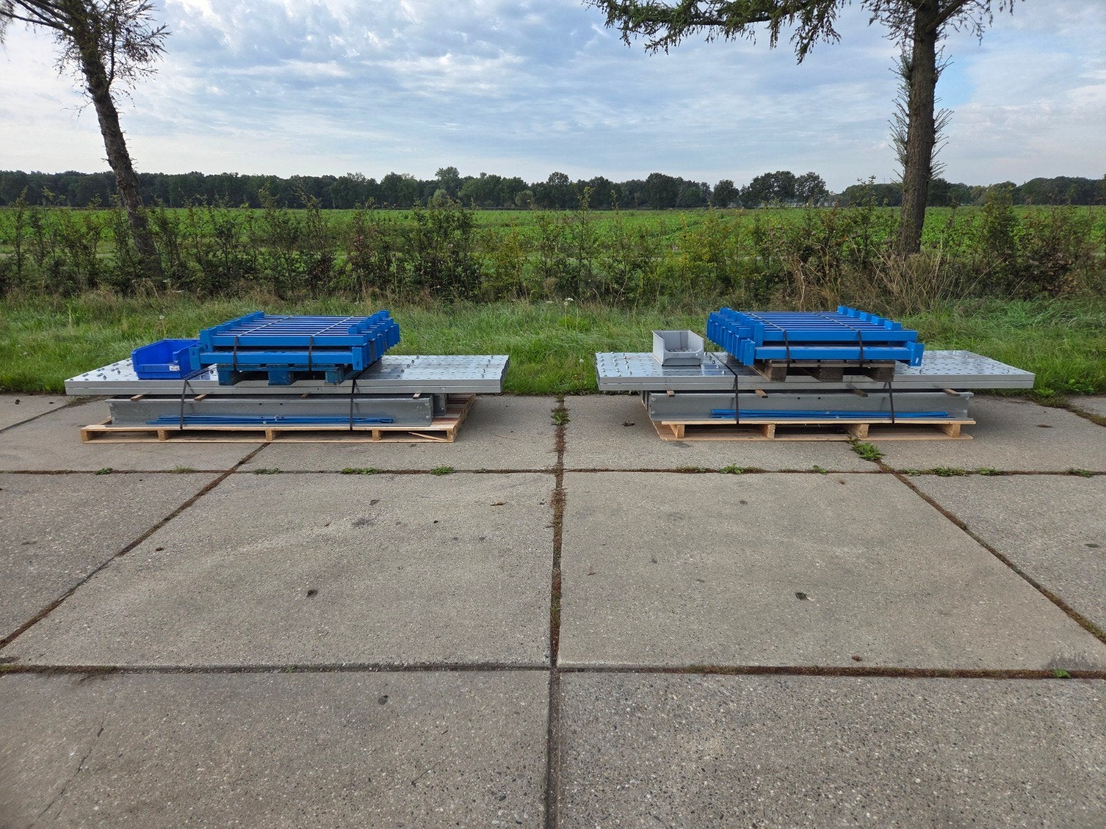 2x set 6m draagarmstelling dubbelzijdig 3.0x1.0m, Ophalen