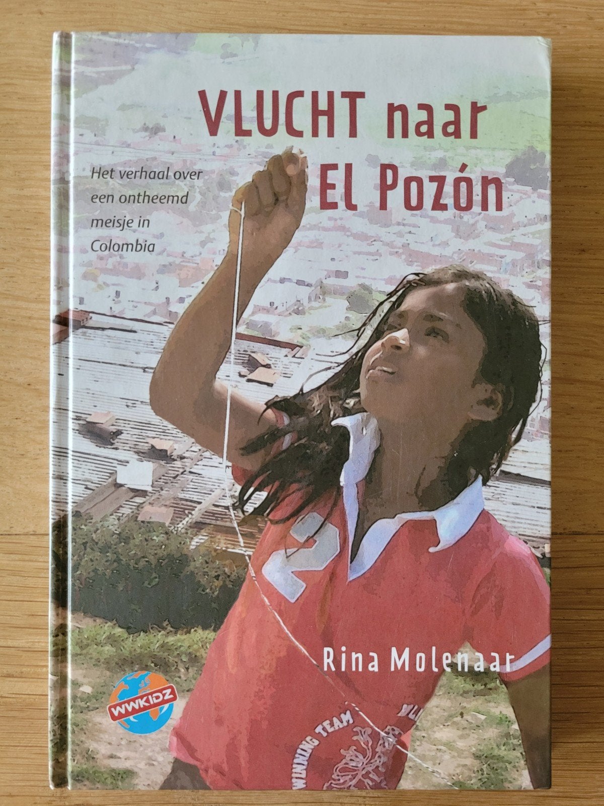 Vlucht naar El Pozón, WWKIDZ-3, Rina Molenaar chr NIEUWSTAAT, Boeken, Ophalen of Verzenden, Zo goed als nieuw