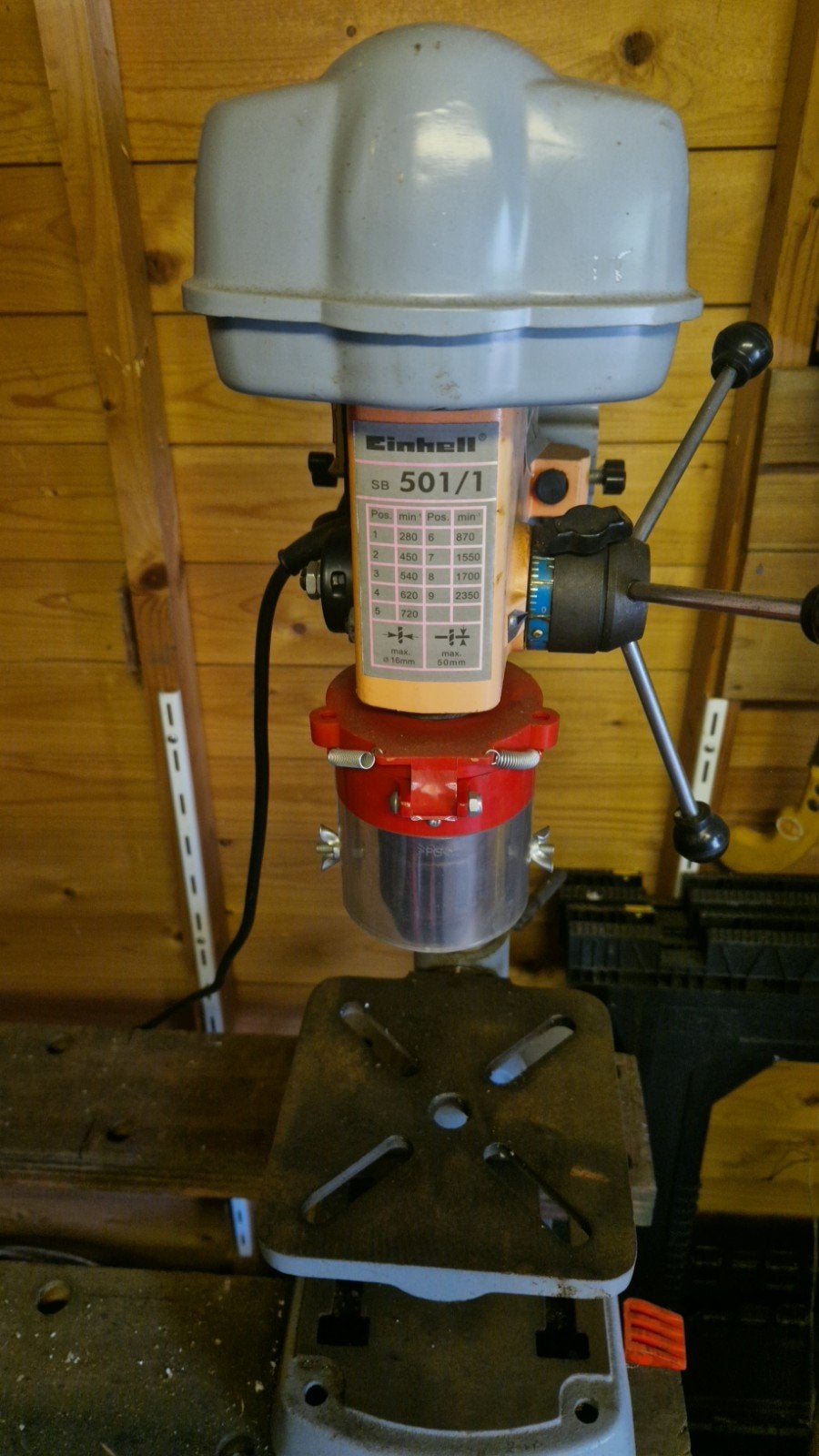 Einhell Kolomboormachine 501/1 met materiaalklem
