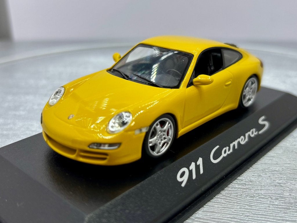 1:43 Porsche 911 carrera S - MINICHAMPS, Ophalen of Verzenden, Zo goed als nieuw, Auto, MiniChamps