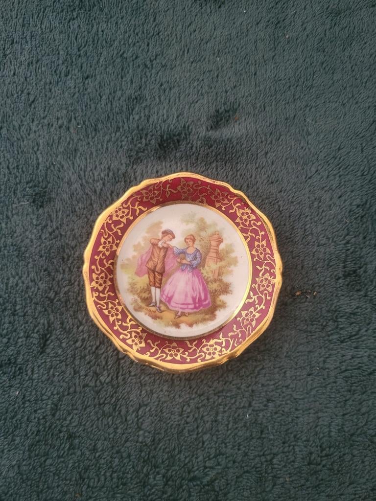Mini Limoges bordje met romantisch tafereel, Ophalen