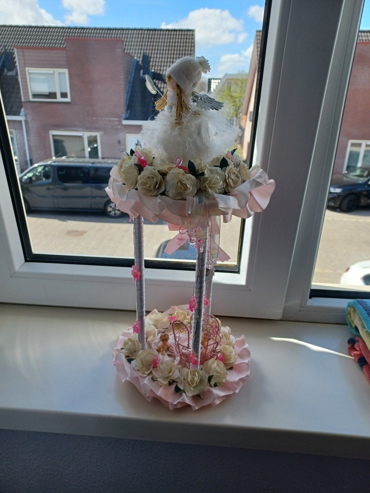 Uniek Kraamcadeau: Ooievaar met baby en bloemen, Ophalen of Verzenden, Nieuw, Kraamcadeau