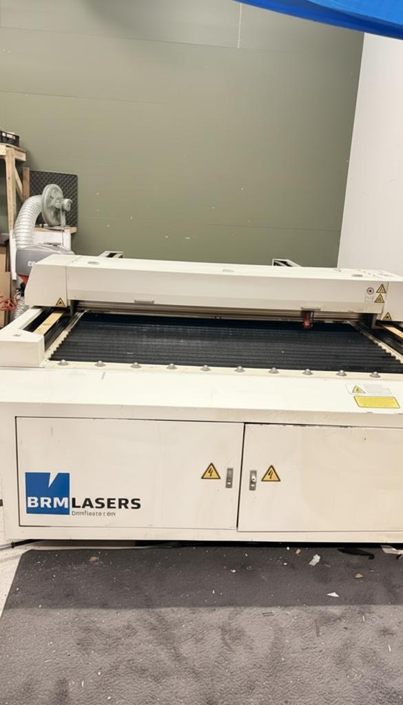 Brm 3000 openbed lasermachine 150watt, Ophalen