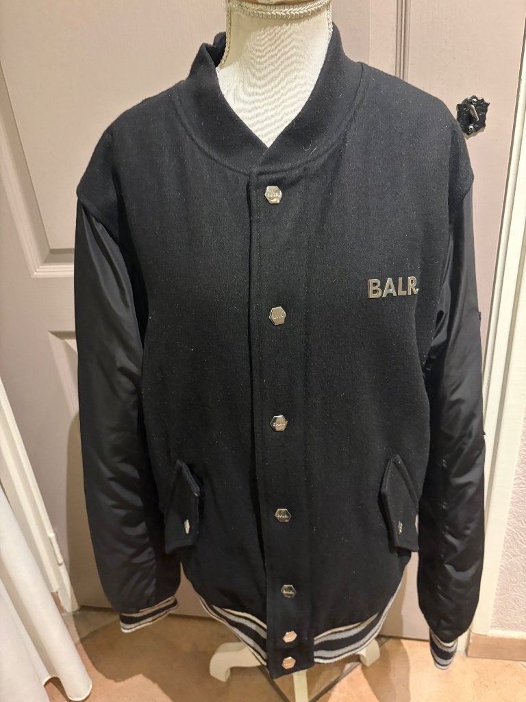 Zwart BALR. baseballjack met opvallende gestreepte boorden L, Maat 52/54 (L), Zwart, Ophalen of Verzenden, Zo goed als nieuw