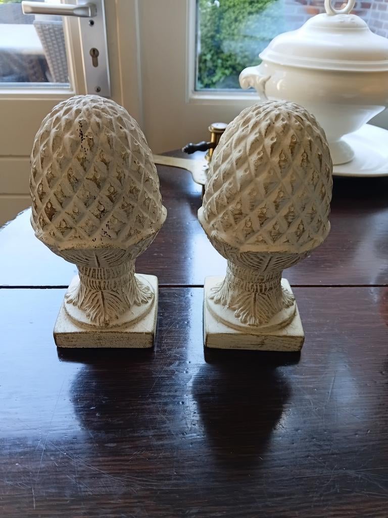 2 dennenappels( keramiek), Antiek en Kunst, Curiosa en Brocante, Ophalen of Verzenden