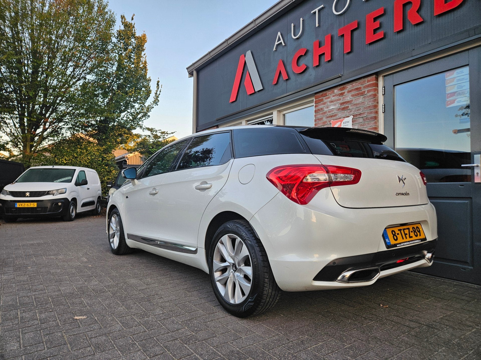 Citroen DS5 2.0 Hybrid4 Business Optimum Automaat! NAP! Pano, Auto's, Automaat, Euro 5, Verwarmde buitenspiegels, Gebruikt