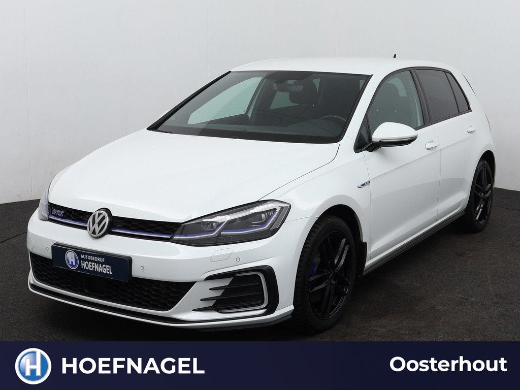 Volkswagen GOLF 1.4 TSI GTE PHEV | Automaat | Adaptive cruis, Auto's, Volkswagen, Stof, Gebruikt, Zwart, 4 cilinders
