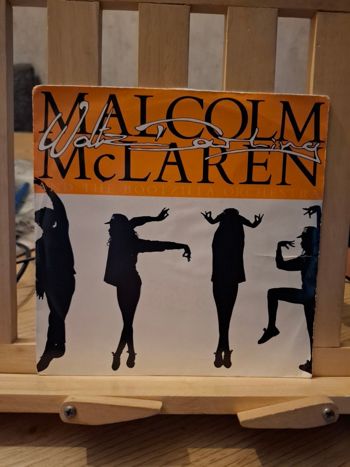 single: malcolm McLaren - waltz darling, Ophalen of Verzenden, Pop