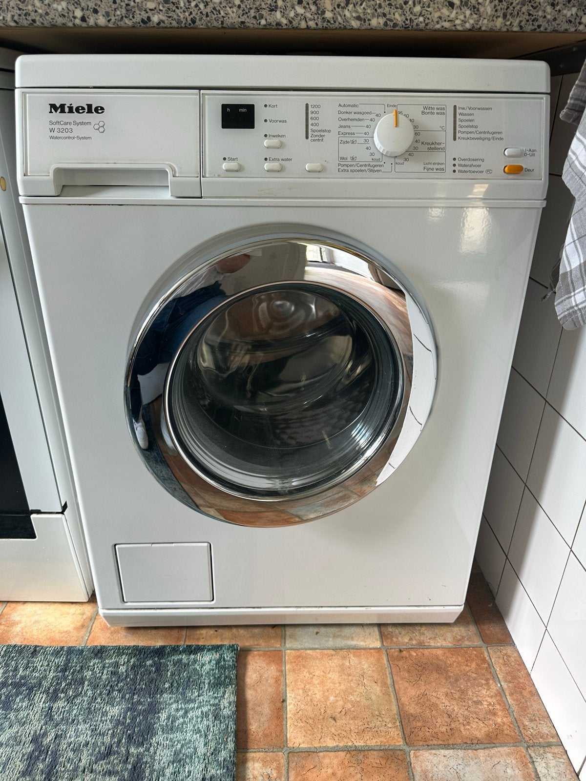 Miele W 3203 SoftCare System Wasmachine, Witgoed en Apparatuur, Wasmachines, Ophalen, Gebruikt, Voorlader, 85 tot 90 cm