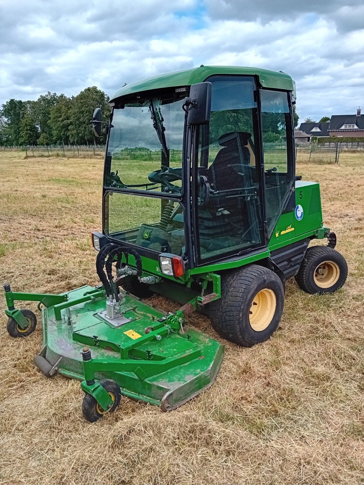 John Deere 1505 professionele diesel zitmaaier Yanmar, Cirkelmaaier, Gebruikt, Benzine-grasmaaier, 50 cm of meer
