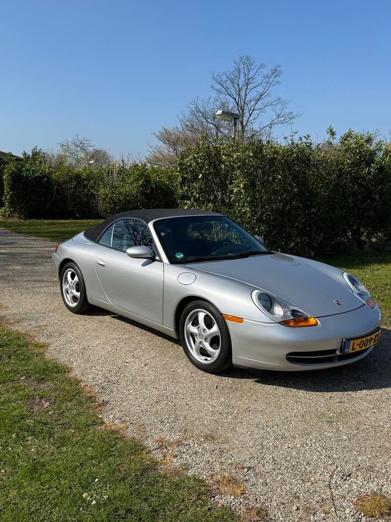 Porsche 911 3.4 Carrera Cabriolet AUT 1998 Grijs, Automaat, Achterwielaandrijving, Cabriolet, 4 stoelen