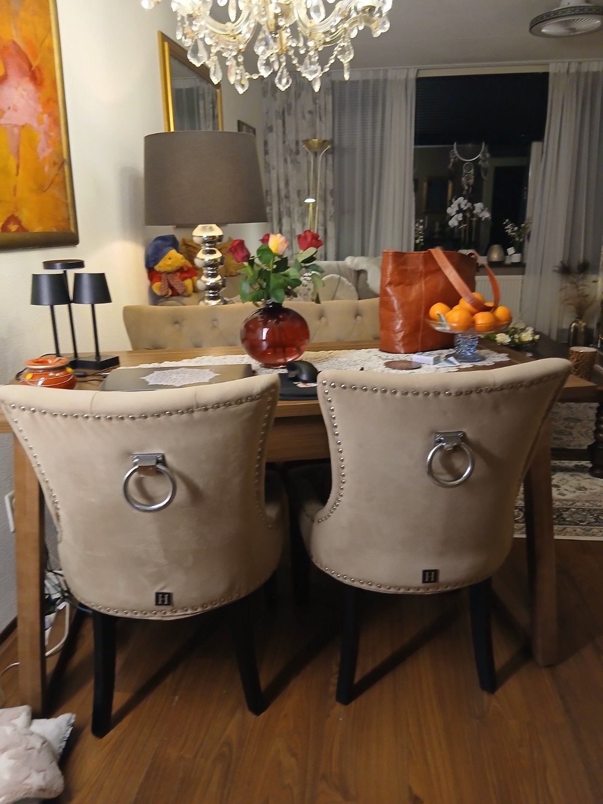 Set van 4 taupekleur eetkamerstoelen met ring en nagels, Huis en Inrichting, Ophalen, Klassiek, Modern, Chesterfield, Gebruikt