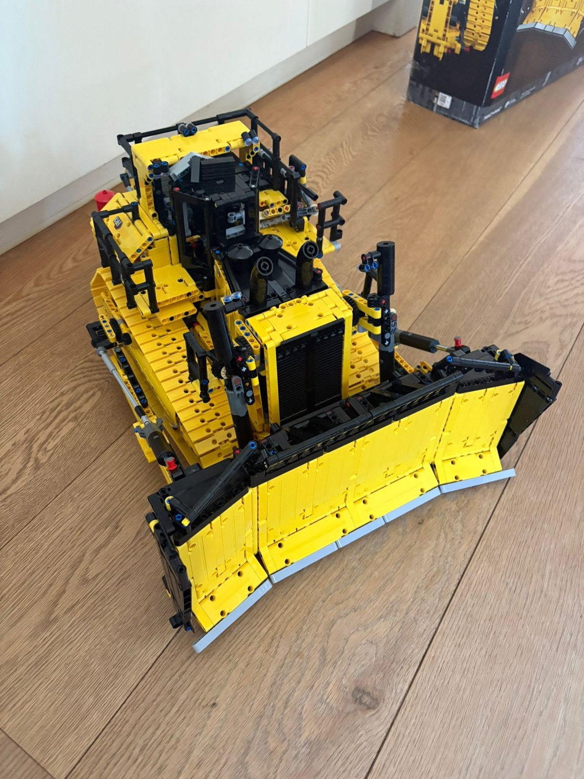 Lego Technic 42131 D11 Bulldozer, Kinderen en Baby's, Speelgoed | Duplo en Lego, Ophalen, Zo goed als nieuw