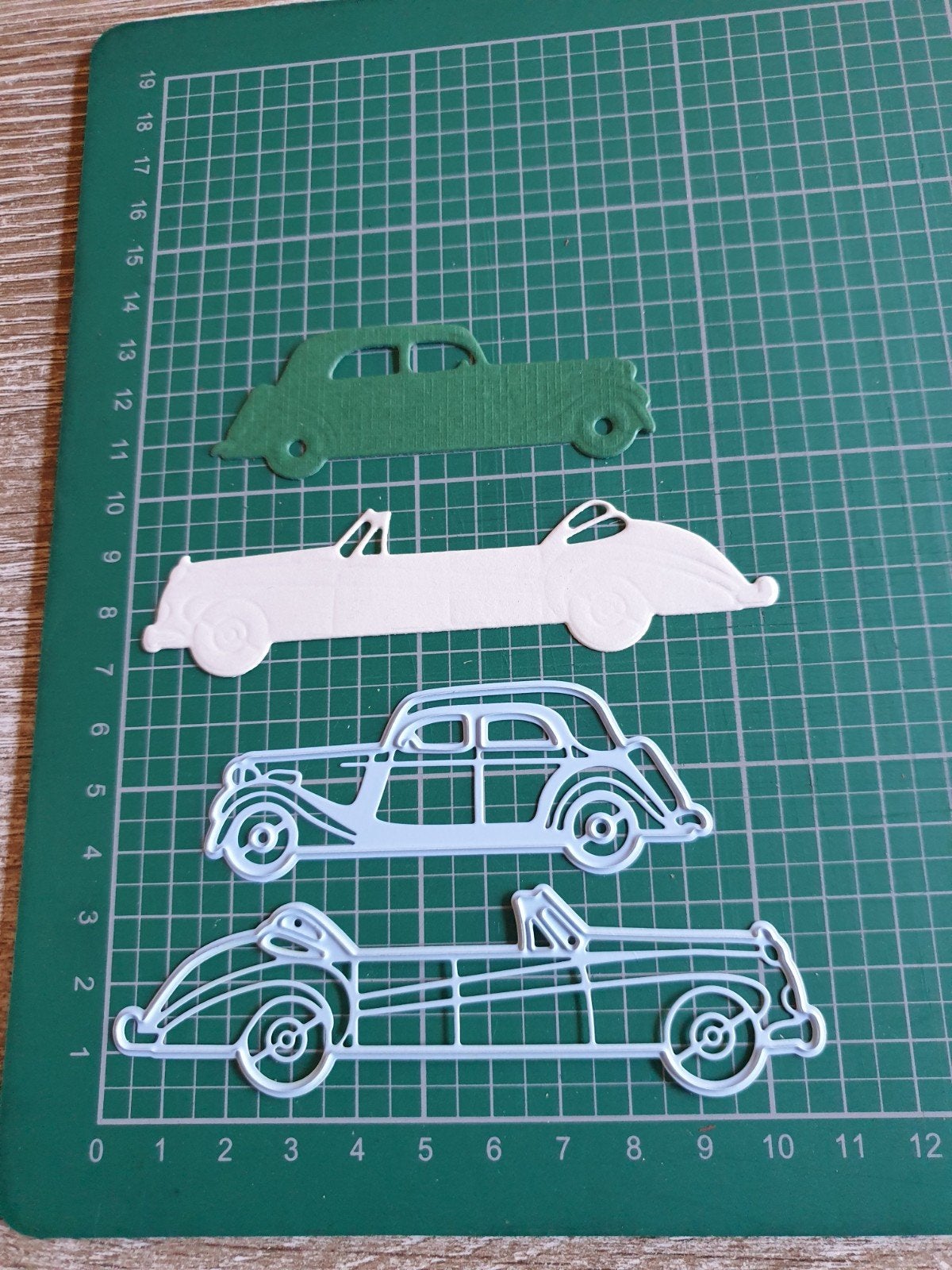 LR 0198 snijmallen "classic cars", Verzenden, Zo goed als nieuw, Overige thema's, Pons of Mal