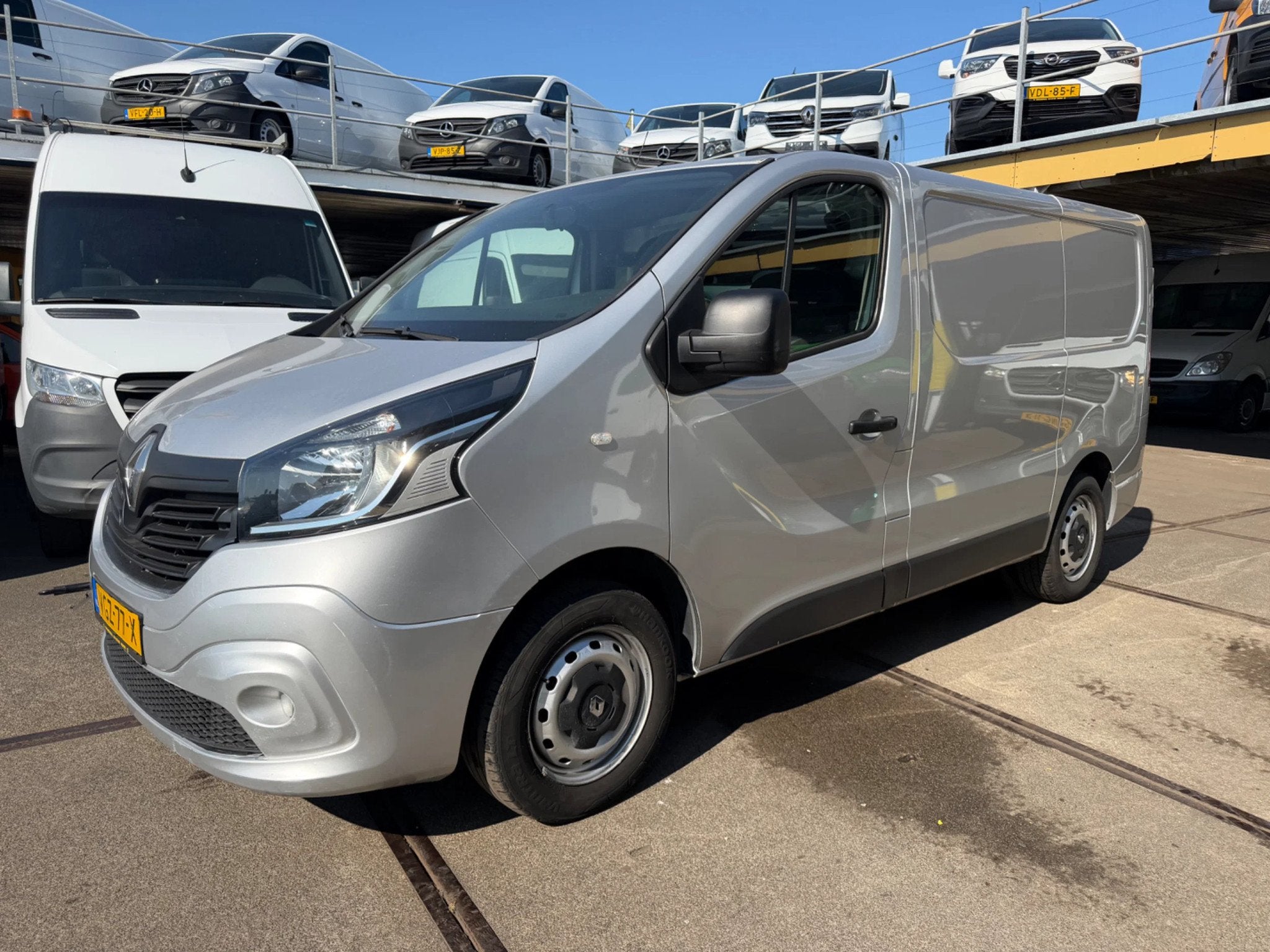 Renault Trafic 1.6DCI L1H1 Airco Navi Cruisecontrol EURO 6 M, Voorwielaandrijving, Gebruikt, Euro 6, Renault