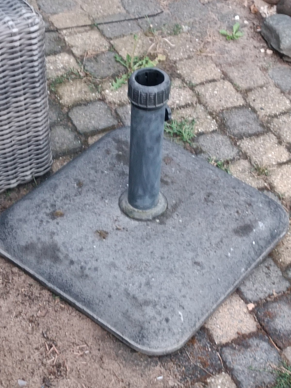 Zware betonnen parasolvoet, Tuin en Terras, Parasols, Ophalen, Zo goed als nieuw, Parasolvoet, Waterdicht