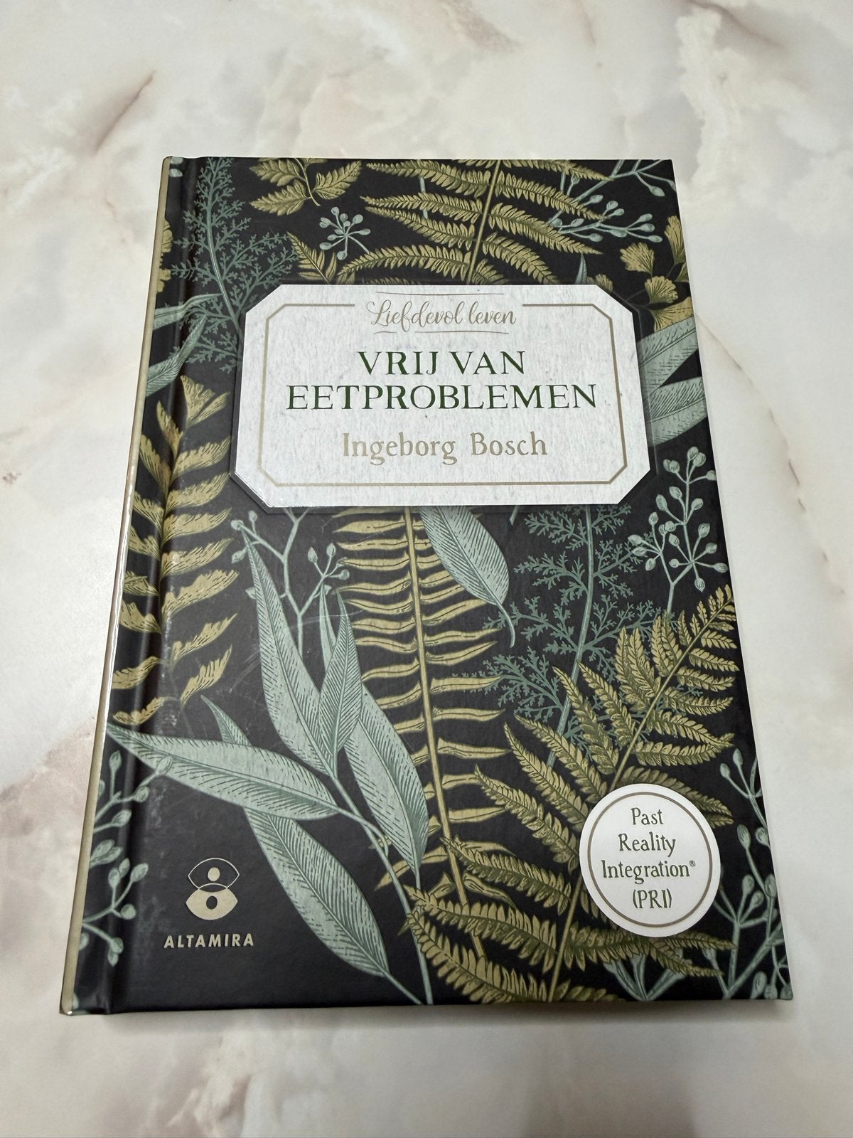 Liefdevol leven: Vrij van eetproblemen - Ingeborg Bosch, Boeken, Ophalen of Verzenden, Gelezen, Dieet en Voeding