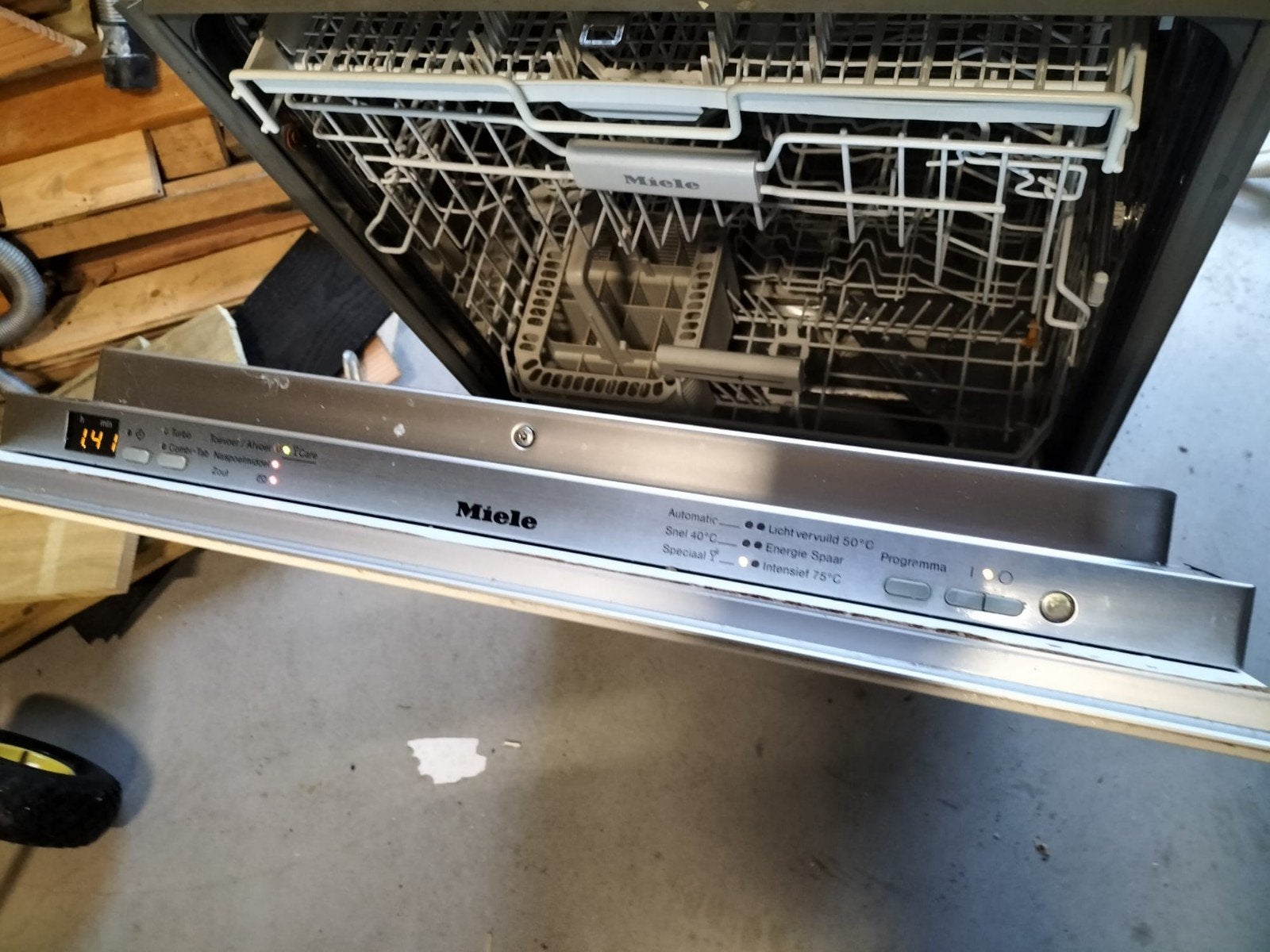 Miele inbouwvaatwasser., Ophalen, Zo goed als nieuw, Inbouw, Minder dan 85 cm