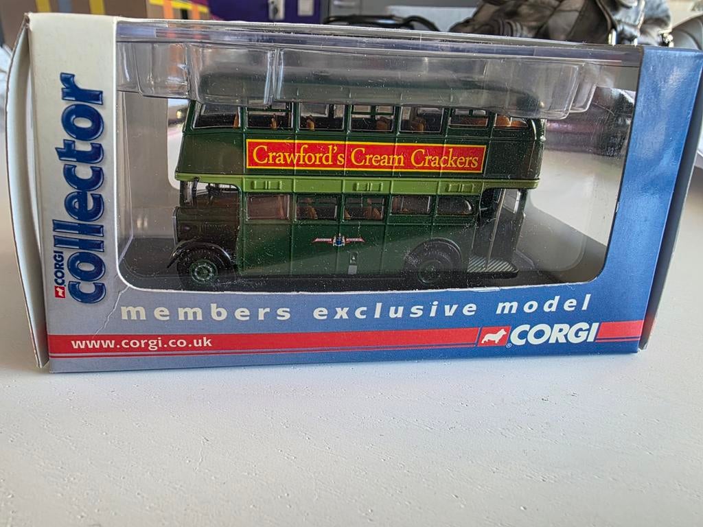 Corgi Dubbeldekker Bus Leeds City Transport 1:76 Nieuw, Hobby en Vrije tijd, Modelauto's | Overige schalen, Ophalen of Verzenden