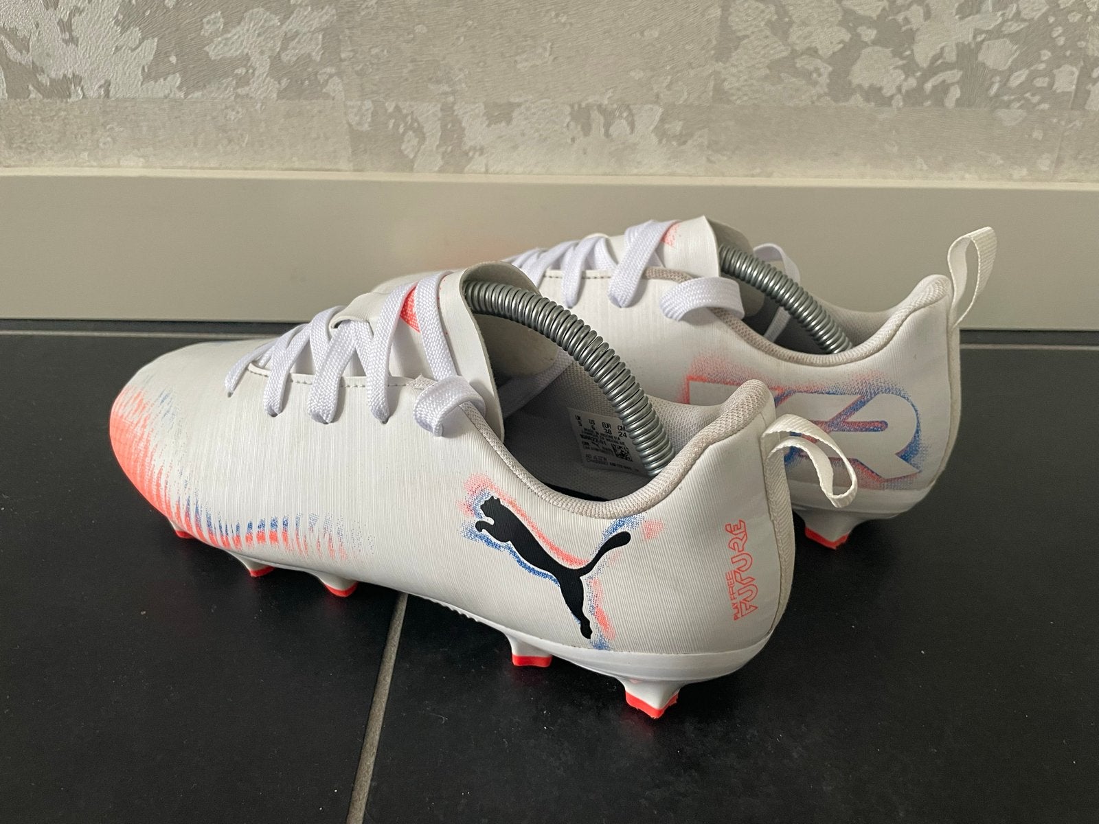 Puma Future Voetbalschoenen - Maat 38, Maat XS of kleiner, Ophalen of Verzenden, Zo goed als nieuw, Schoenen