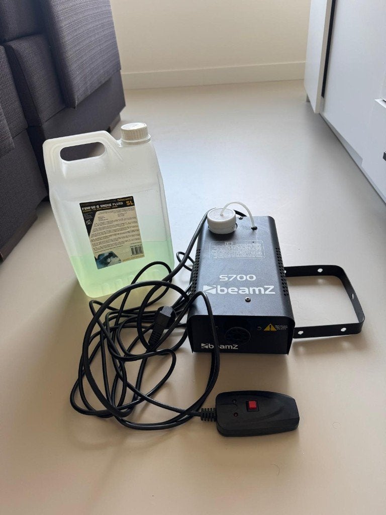 Rookmachine S700 Beamz, Ophalen, Zo goed als nieuw, Rookmachine