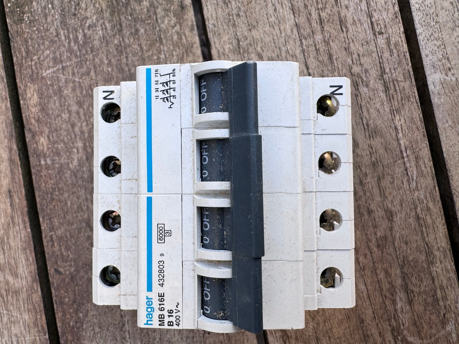 Hager MB 616E B16 400V Installatieautomaat, Ophalen of Verzenden, Gebruikt, Hager, Installatieautomaat