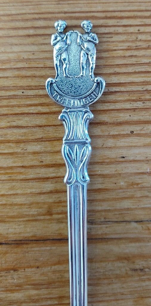 Verzilverde koffielepel 18,5 cm "TWEELINGEN" vintage, Antiek en Kunst, Ophalen of Verzenden
