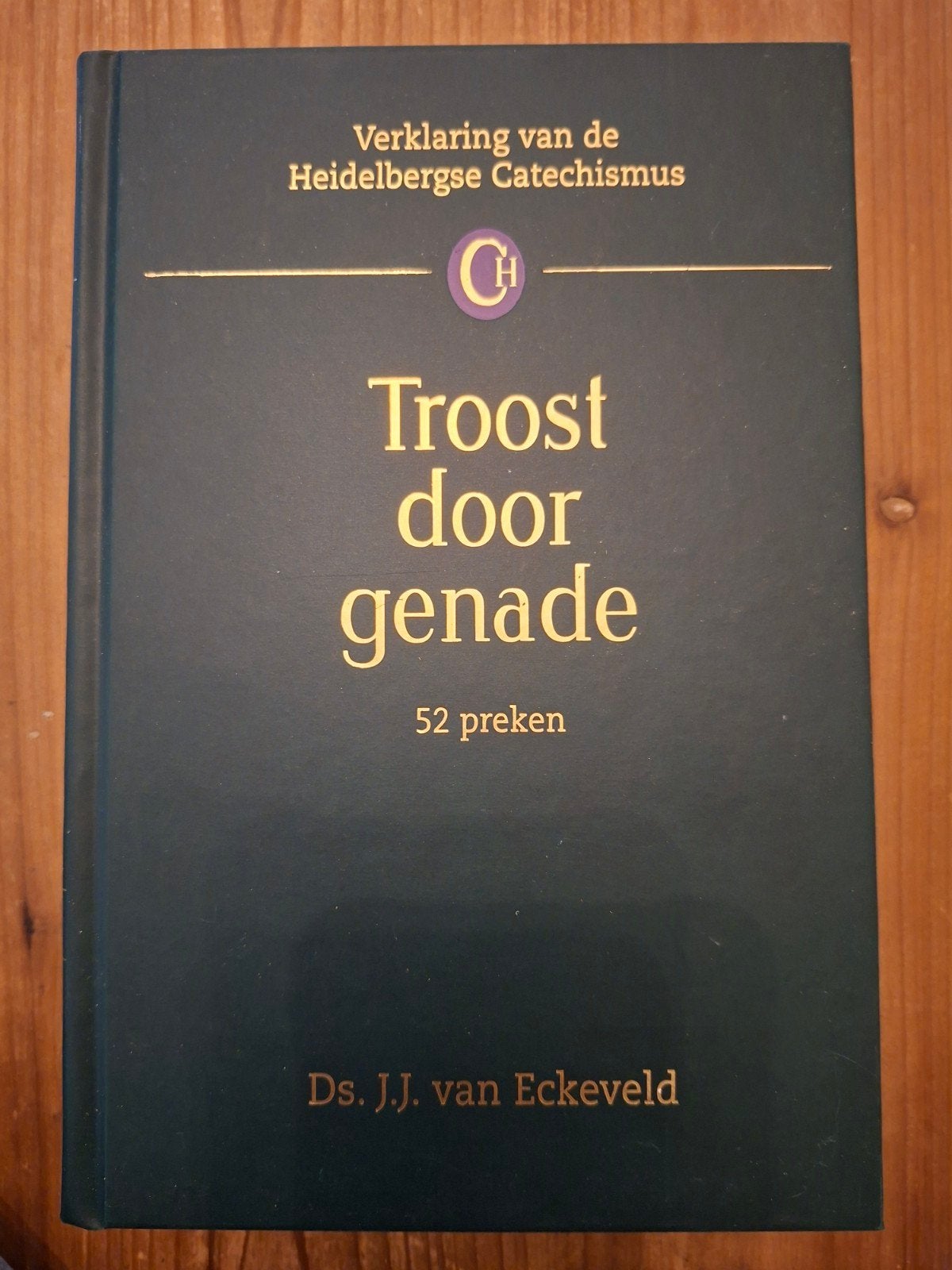 Troost door genade ds. J.J. van Eckeveld, Ophalen of Verzenden, Zo goed als nieuw