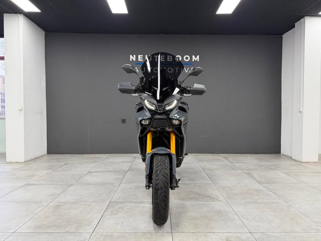 Yamaha Tour Tracer 9 GT+ Power Grey | Akrapovic | Dynamisch, Motoren, Motoren | Yamaha, 890 cc, Bedrijf, Handvatverwarming, Meer dan 35 kW