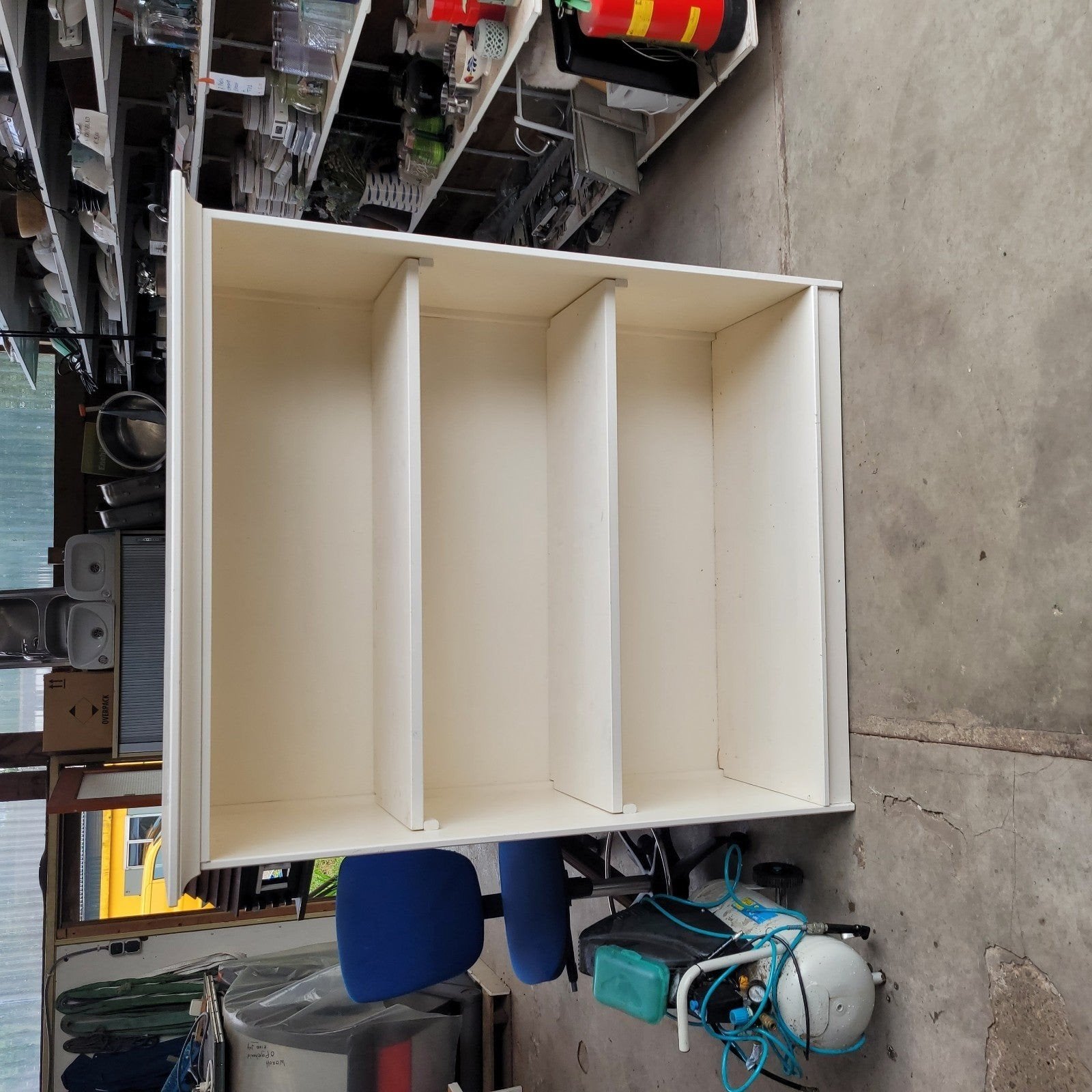 witte  kast, Ophalen, 25 tot 50 cm, 100 tot 150 cm, 150 tot 200 cm