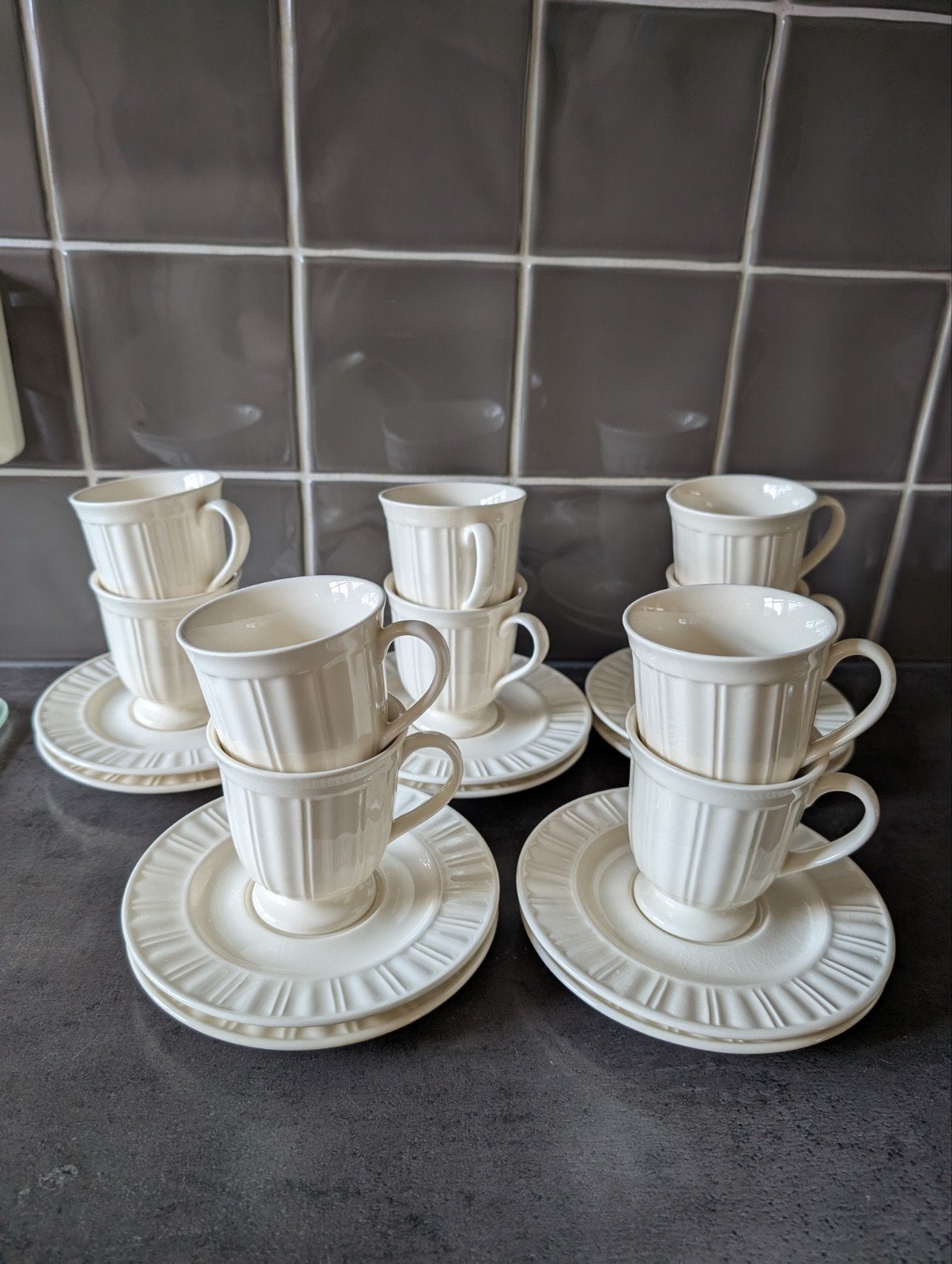 10 Queen's Garden kop en schotels - Crème, Verzenden